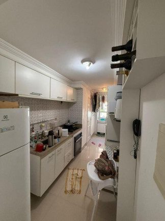 Imagem Apartamento com 3 Quartos à Venda, 74 m² em Imbuí - Salvador