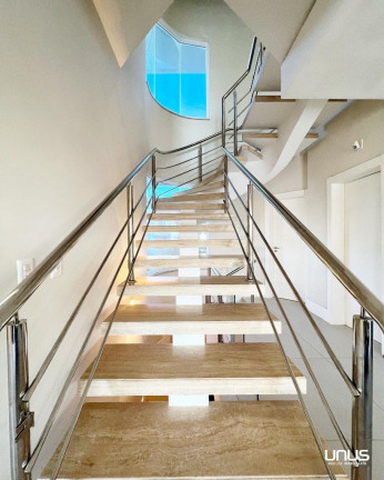 Imagem Casa com 4 Quartos à Venda, 537 m² em Jurerê Internacional - Florianópolis Imagem Casa com 4 Quartos à Venda, 537 m² em Jurerê Internacional - Florianópolis