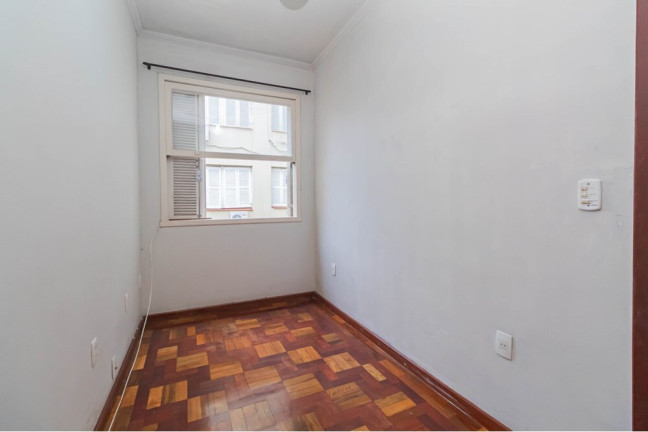 Imagem Apartamento com 3 Quartos à Venda, 67 m² em Rio Branco - Porto Alegre Imagem Apartamento com 3 Quartos à Venda, 67 m² em Rio Branco - Porto Alegre