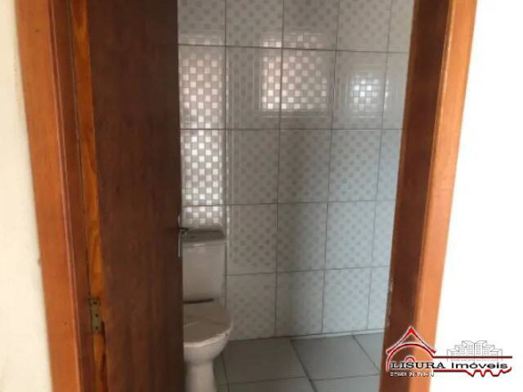 Imagem Casa com 3 Quartos à Venda, em Centro - Jacareí Imagem Casa com 3 Quartos à Venda, em Centro - Jacareí