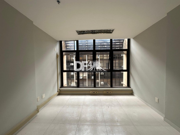 Imagem Sala Comercial para Alugar, 33 m² em Asa Sul - Brasília Imagem Sala Comercial para Alugar, 33 m² em Asa Sul - Brasília