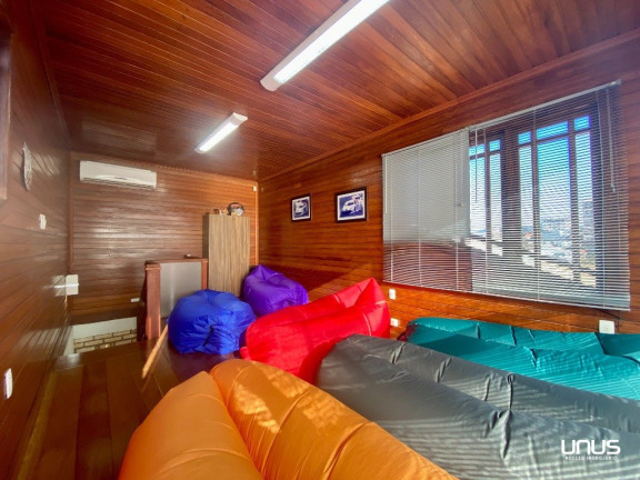 Imagem Casa com 5 Quartos à Venda, 320 m² em Barreiros - São José