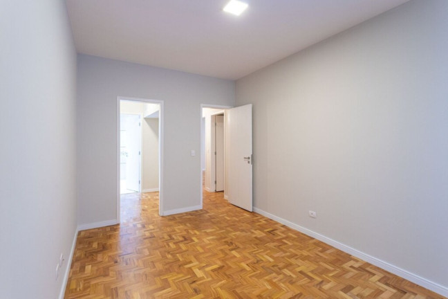 Imagem Apartamento com 3 Quartos à Venda, 195 m² em Jardim Paulistano - São Paulo