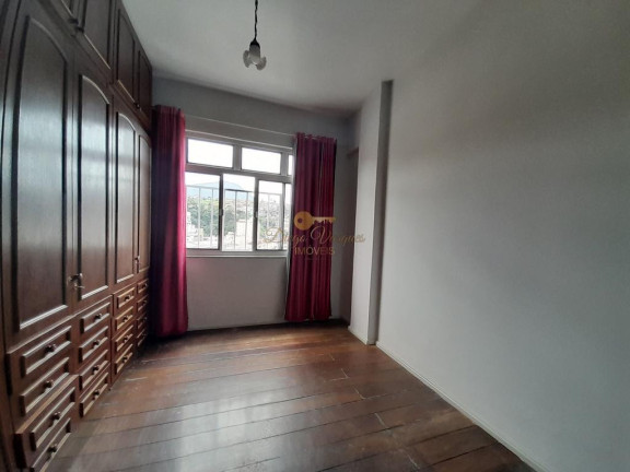 Imagem Apartamento com 4 Quartos para Alugar, 192 m² em Várzea - Teresópolis