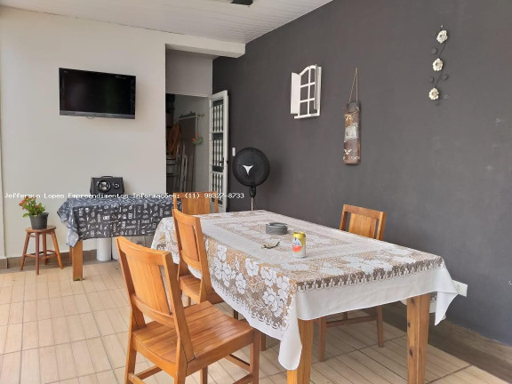 Imagem Casa com 3 Quartos à Venda, 229 m² em Jardim Celani - Salto