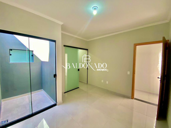 Imagem Casa com 3 Quartos à Venda, 80 m² em Centro - Extrema Imagem Casa com 3 Quartos à Venda, 80 m² em Centro - Extrema