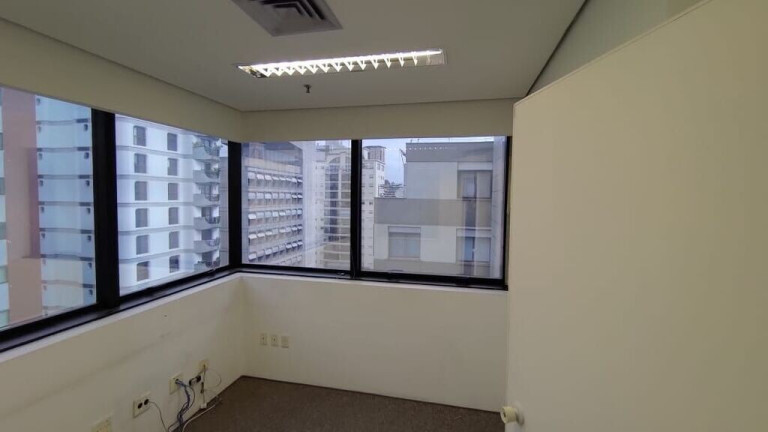 Imagem Sala Comercial à Venda, 102 m² em Itaim Bibi - São Paulo Imagem Sala Comercial à Venda, 102 m² em Itaim Bibi - São Paulo