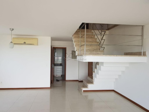 Imagem Imóvel com 3 Quartos à Venda, 230 m² em Glória - Macaé Imagem Imóvel com 3 Quartos à Venda, 230 m² em Glória - Macaé