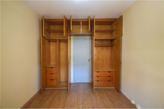 Imagem Imóvel com 3 Quartos à Venda,  em Cerqueira César - São Paulo