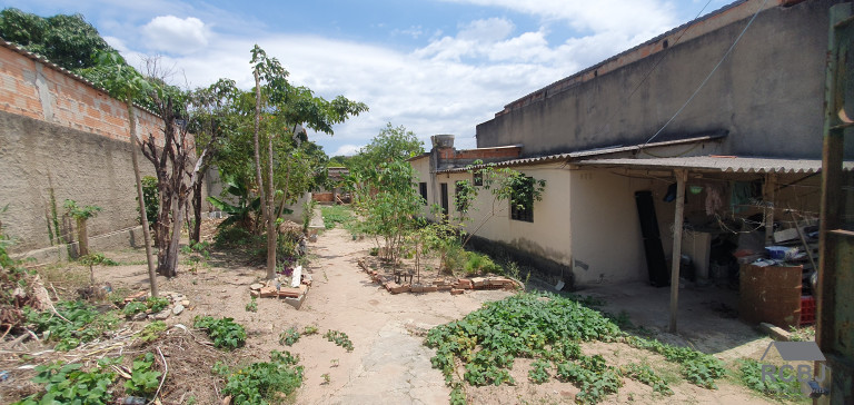 Imagem Casa com 4 Quartos à Venda, em Novo Retiro - Esmeraldas Imagem Casa com 4 Quartos à Venda, em Novo Retiro - Esmeraldas