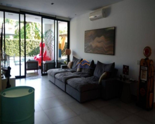Imagem Casa com 10 Quartos à Venda, 802 m² em Frade (cunhambebe) - Angra Dos Reis Imagem Casa com 10 Quartos à Venda, 802 m² em Frade (cunhambebe) - Angra Dos Reis