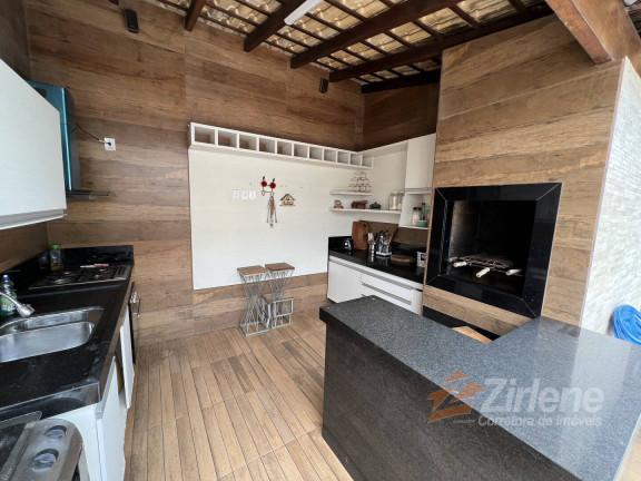 Imagem Casa com 7 Quartos à Venda, 600 m² em Santa Mônica - Guarapari