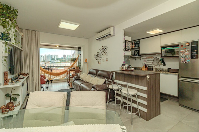 Imagem Imóvel com 3 Quartos à Venda, 82 m² em Passo Da Areia - Porto Alegre Imagem Imóvel com 3 Quartos à Venda, 82 m² em Passo Da Areia - Porto Alegre
