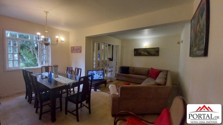 Casa com 3 Quartos à Venda, 200 m² em Vila Odete - Nova Lima