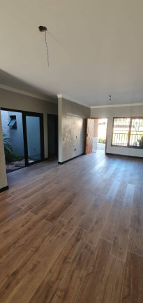 Imagem Casa com 3 Quartos à Venda, em Pinheiro - São Leopoldo Imagem Casa com 3 Quartos à Venda, em Pinheiro - São Leopoldo