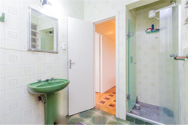 Imagem Apartamento com 3 Quartos à Venda, 93 m² em Centro Histórico - Porto Alegre Imagem Apartamento com 3 Quartos à Venda, 93 m² em Centro Histórico - Porto Alegre