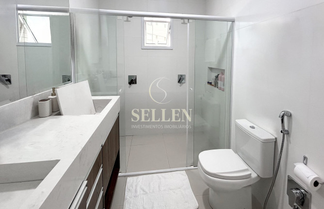 Imagem Apartamento com 3 Quartos à Venda, 155 m² em Pioneiros - Balneário Camboriú Imagem Apartamento com 3 Quartos à Venda, 155 m² em Pioneiros - Balneário Camboriú