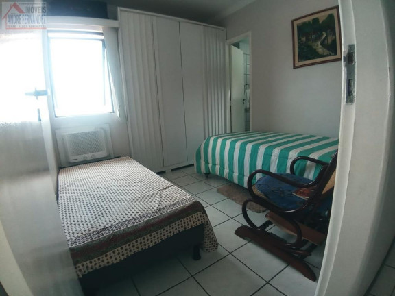 Imagem Apartamento com 3 Quartos à Venda, 78 m² em Prado - Recife