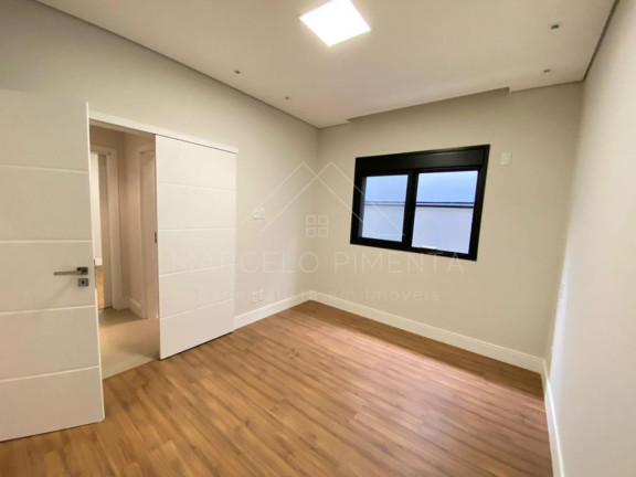 Imagem Sobrado com 3 Quartos à Venda, em Roncáglia - Valinhos Imagem Sobrado com 3 Quartos à Venda, em Roncáglia - Valinhos