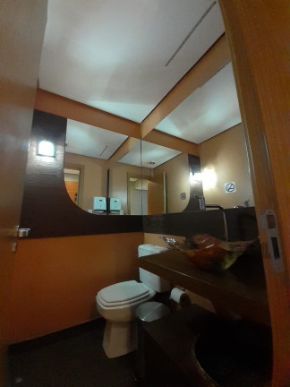 Imagem Imóvel com 2 Quartos à Venda, em Menino Deus - Porto Alegre Imagem Imóvel com 2 Quartos à Venda, em Menino Deus - Porto Alegre
