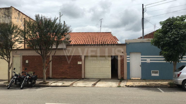Casa à Venda,  em Centro - Itapetininga