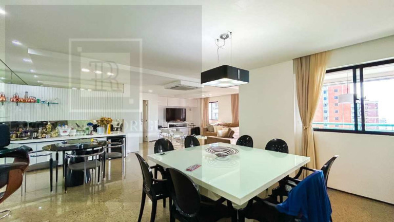 Imagem Apartamento com 3 Quartos à Venda, 205 m² em Meireles - Fortaleza Imagem Apartamento com 3 Quartos à Venda, 205 m² em Meireles - Fortaleza