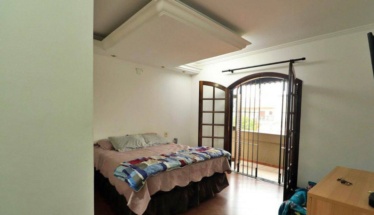 Imagem Casa com 4 Quartos à Venda, 300 m² em Utinga - Santo André Imagem Casa com 4 Quartos à Venda, 300 m² em Utinga - Santo André