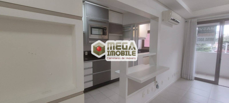 Foto do imóvel Apartamento com 2 Quartos à Venda, 71 m² em Centro - Florianópolis