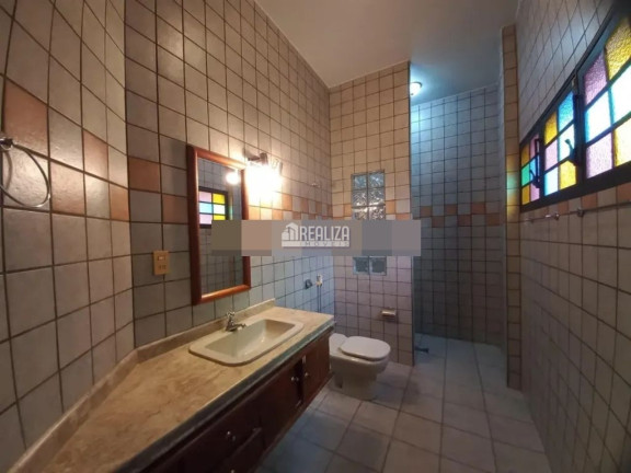 Imagem Casa com 4 Quartos à Venda, em Santa Maria - Uberaba Imagem Casa com 4 Quartos à Venda, em Santa Maria - Uberaba
