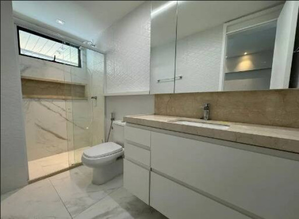 Imagem Apartamento com 3 Quartos à Venda, 178 m² em Meireles - Fortaleza Imagem Apartamento com 3 Quartos à Venda, 178 m² em Meireles - Fortaleza