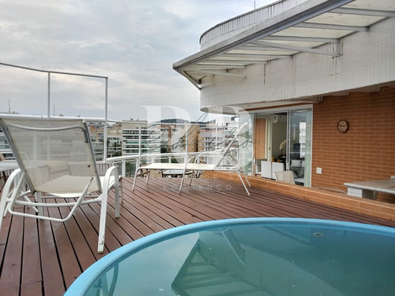Imagem Imóvel com 4 Quartos à Venda, 179 m² em Riviera - Bertioga Imagem Imóvel com 4 Quartos à Venda, 179 m² em Riviera - Bertioga