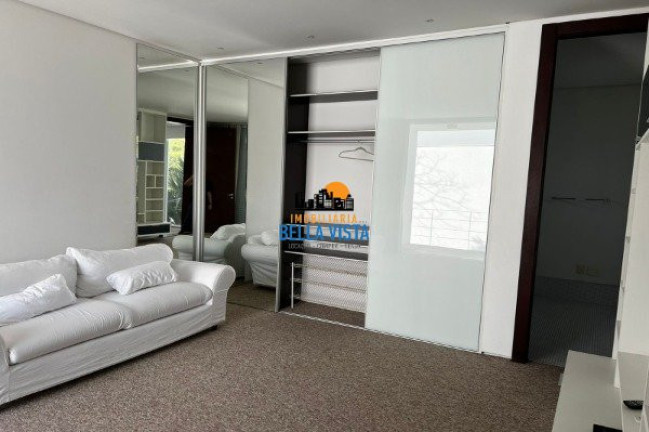 Imagem Casa com 3 Quartos à Venda ou Locação, em Jardim América - São Paulo Imagem Casa com 3 Quartos à Venda ou Locação, em Jardim América - São Paulo