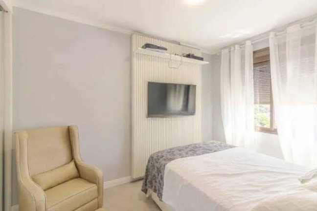 Imagem Apartamento com 2 Quartos à Venda, 122 m² em Passo Da Areia - Porto Alegre