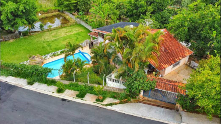 Imagem Chácara com 3 Quartos à Venda, 1.155 m² em Chácara Fernão Dias - Bragança Paulista Imagem Chácara com 3 Quartos à Venda, 1.155 m² em Chácara Fernão Dias - Bragança Paulista