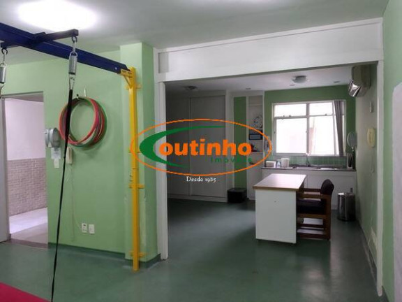 Imagem Casa com 6 Quartos à Venda, 170 m² em Vila Isabel - Rio De Janeiro Imagem Casa com 6 Quartos à Venda, 170 m² em Vila Isabel - Rio De Janeiro