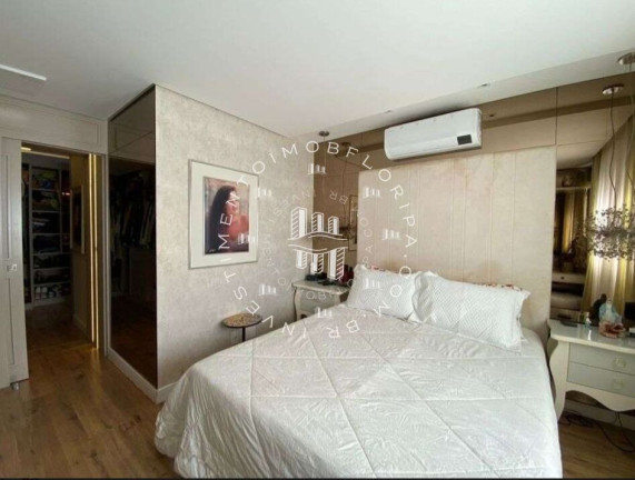 Imagem Cobertura com 3 Quartos à Venda, 327 m² em Itacorubi - Florianópolis Imagem Cobertura com 3 Quartos à Venda, 327 m² em Itacorubi - Florianópolis