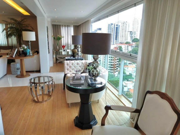 Imagem Apartamento com 3 Quartos à Venda, 350 m² em Aclimação - São Paulo