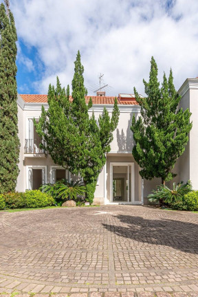 Casa de Condomínio com 4 Quartos à Venda, 724 m²