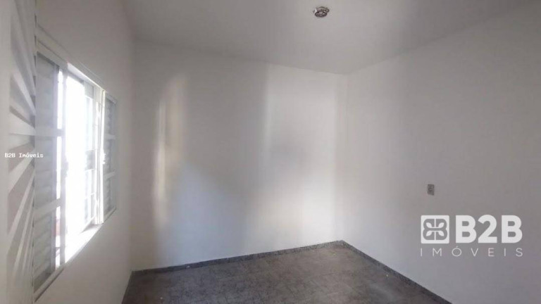 Imagem Casa com 3 Quartos à Venda, 208 m² em Centro - Bauru