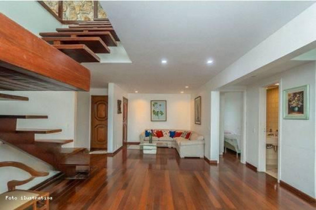 Imagem Imóvel com 4 Quartos à Venda, 369 m² em Barra Da Tijuca - Rio De Janeiro Imagem Imóvel com 4 Quartos à Venda, 369 m² em Barra Da Tijuca - Rio De Janeiro