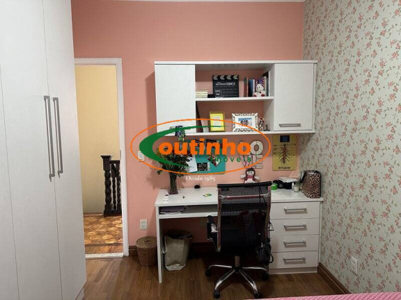 Imagem Casa com 4 Quartos à Venda, 200 m² em Tijuca - Rio De Janeiro Imagem Casa com 4 Quartos à Venda, 200 m² em Tijuca - Rio De Janeiro