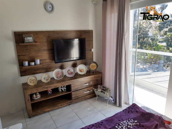 Imagem Casa com 2 Quartos à Venda, 100 m² em Pachecos - Palhoça Imagem Casa com 2 Quartos à Venda, 100 m² em Pachecos - Palhoça