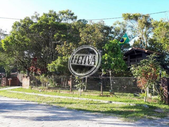Imagem Casa com 5 Quartos à Venda, 200 m² em Balneário Caravela I - Matinhos Imagem Casa com 5 Quartos à Venda, 200 m² em Balneário Caravela I - Matinhos