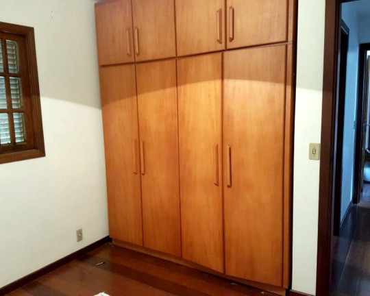 Imagem Casa com 4 Quartos à Venda, 305 m² em Vale Do Paraíso - Teresópolis Imagem Casa com 4 Quartos à Venda, 305 m² em Vale Do Paraíso - Teresópolis