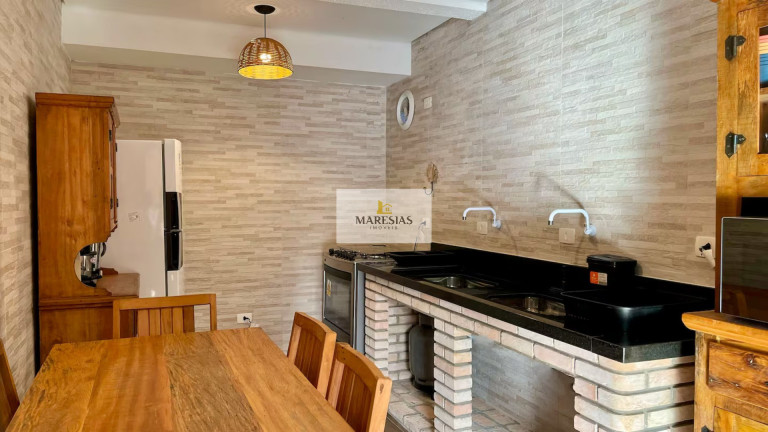 Imagem Casa com 5 Quartos à Venda, 200 m² em Maresias - São Sebastião Imagem Casa com 5 Quartos à Venda, 200 m² em Maresias - São Sebastião