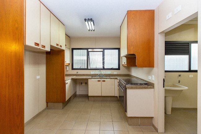 Imagem Apartamento com 5 Quartos à Venda, 220 m² em Moema - São Paulo