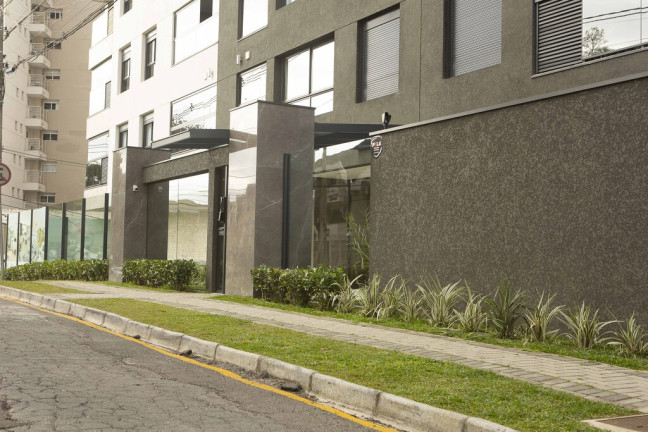 Imagem Imóvel com 3 Quartos à Venda, 102 m² em Cristo Rei - Curitiba Imagem Imóvel com 3 Quartos à Venda, 102 m² em Cristo Rei - Curitiba