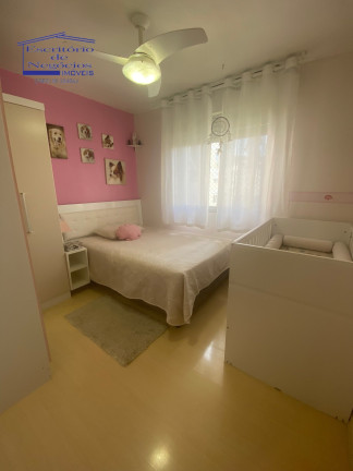 Imagem Imóvel com 3 Quartos à Venda, 88 m² em Cristal - Porto Alegre Imagem Imóvel com 3 Quartos à Venda, 88 m² em Cristal - Porto Alegre