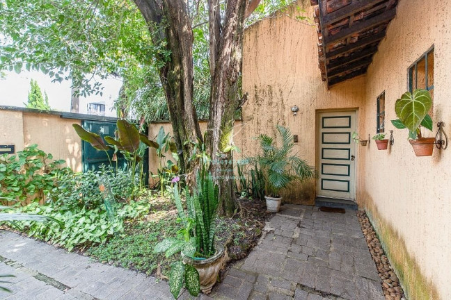 Imagem Casa com 1 Quarto à Venda, 92 m² em Moema - São Paulo
