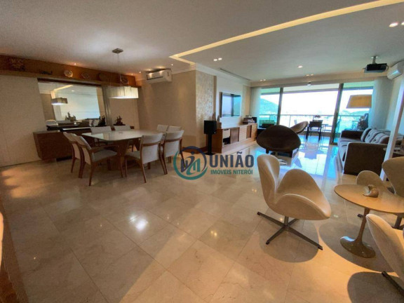 Apartamento com 4 Quartos à Venda, 250 m² em São Francisco - Niterói